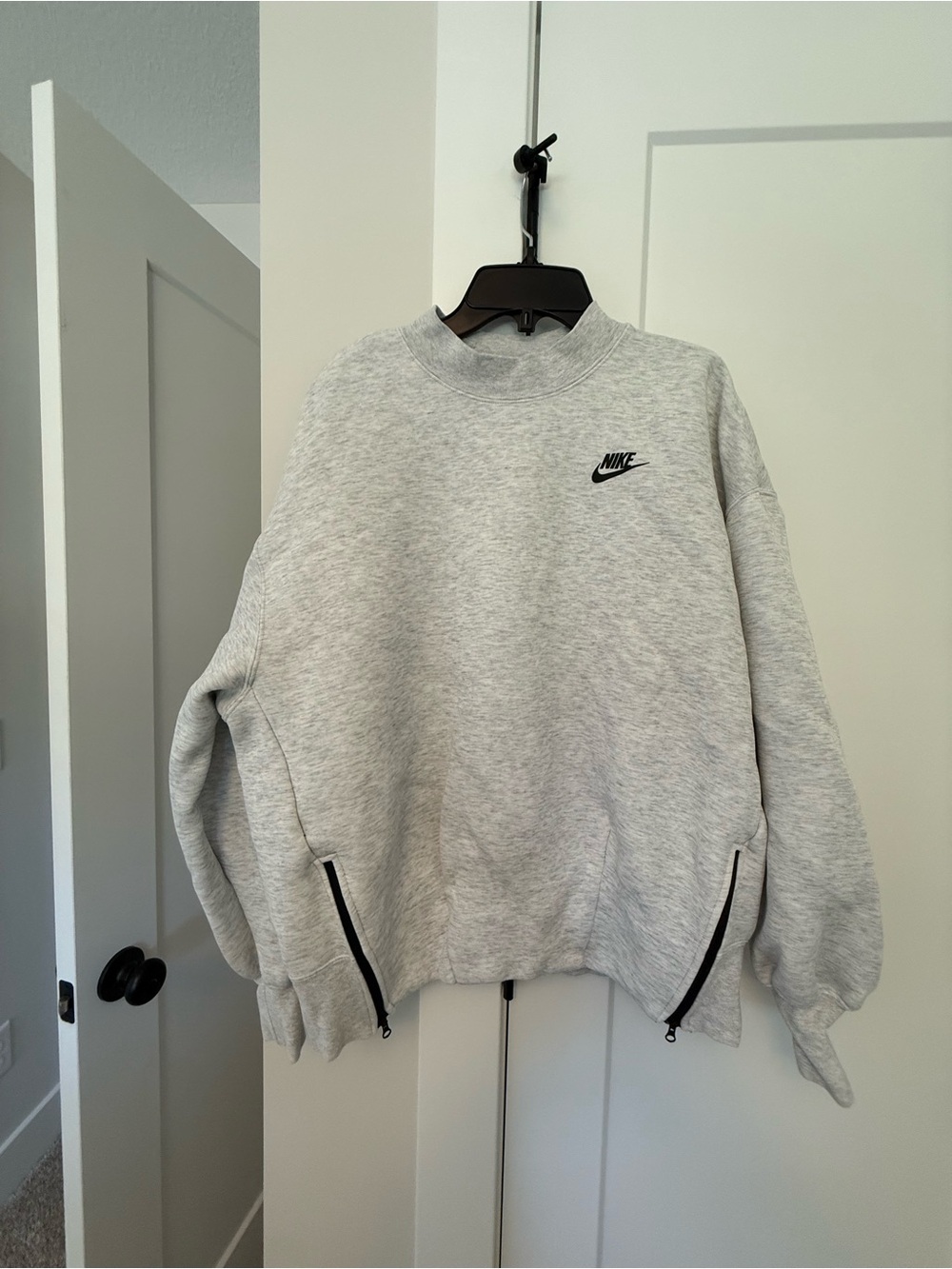 Nike Light Grey Crewneck Sweatshirt with Black Logo